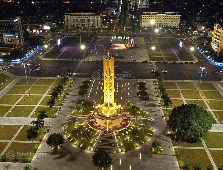 Chuyển nhượng tòa nhà 5 tầng đường 2 tháng 9 Đà Nẵng DT 264m2 ngang 12m. Và một vài BĐS khác