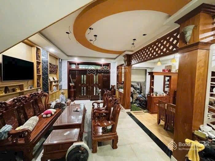 CÓ THANG MÁY !! Bán Gấp Cặp Nhà Đôi MTNB Khu Tên Lửa 9x20m 4 tầng - CÁCH CV VÀI BƯỚC - GẦN COOPMART