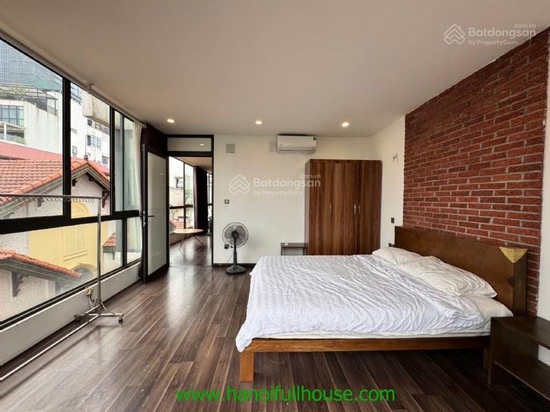 Bán toà nhà dạng apartment cho thuê 7 tầng, thang máy nội thất xịn, giá bán rẻ