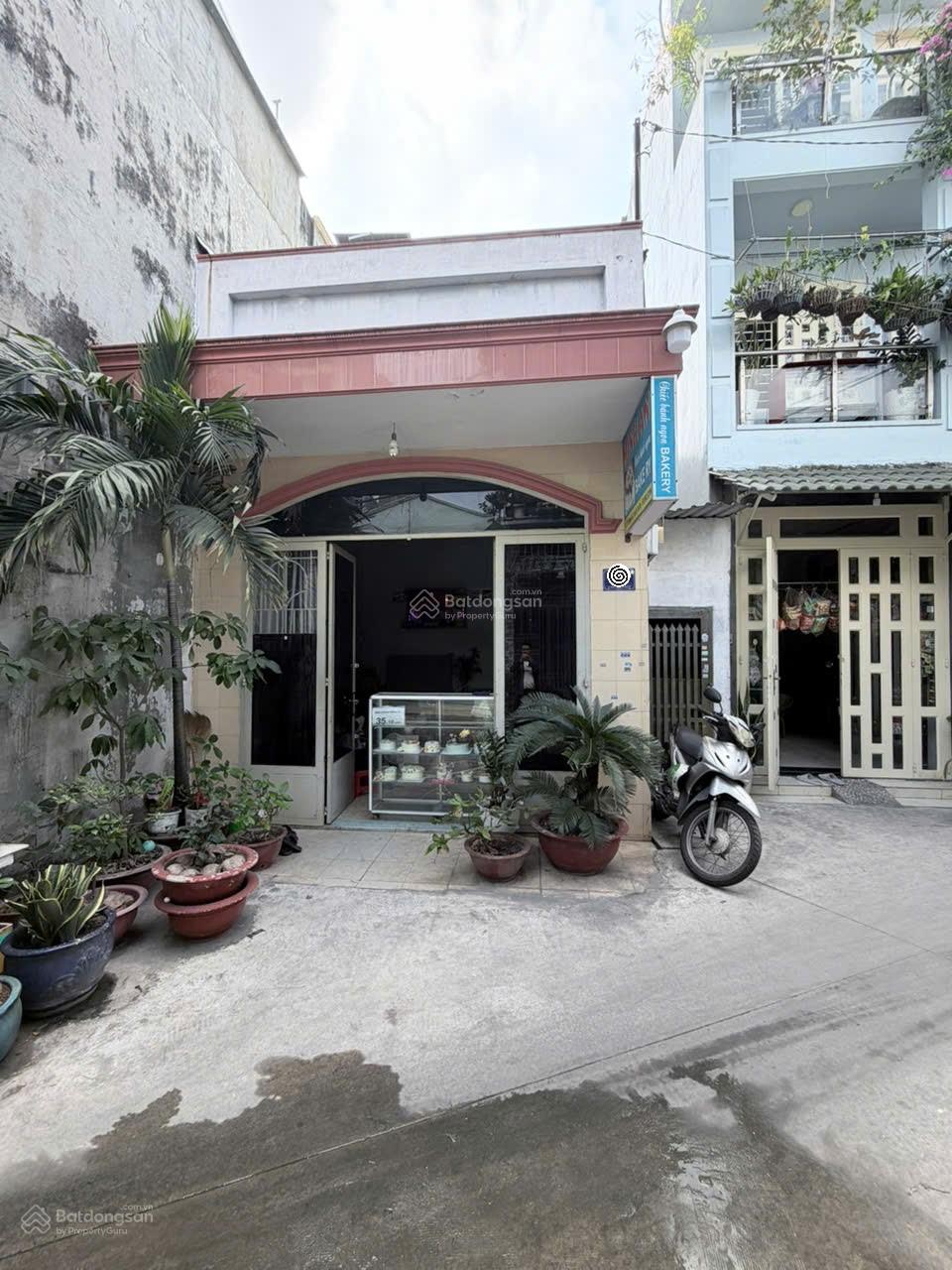 Bán nhà 5x12m - Đoàn Giỏi, cách AEON Tân Phú 300m - chỉ 5.15 tỷ TL