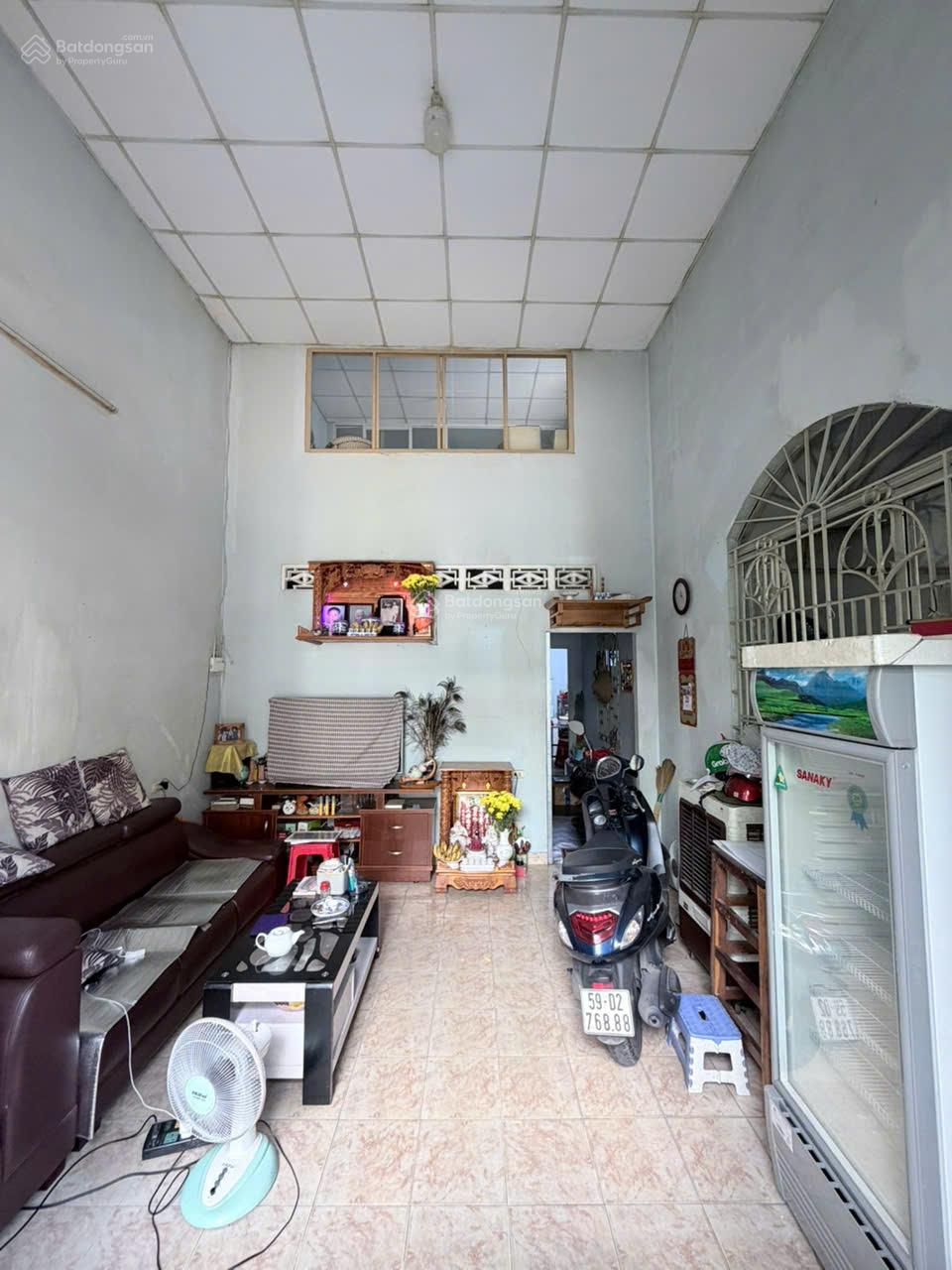 Bán nhà 5x12m - Đoàn Giỏi, cách AEON Tân Phú 300m - chỉ 5.15 tỷ TL