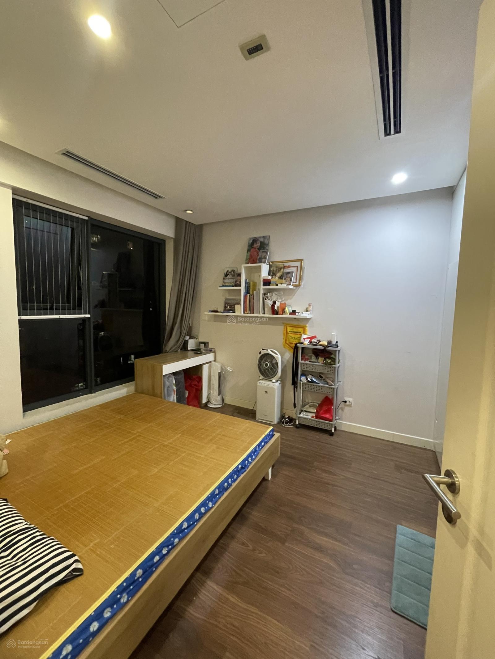 Tôi là chủ nhà muốn bán căn hộ 93m đầy đủ nội thất như hình tại Imperia ( miễn Trung Gian )