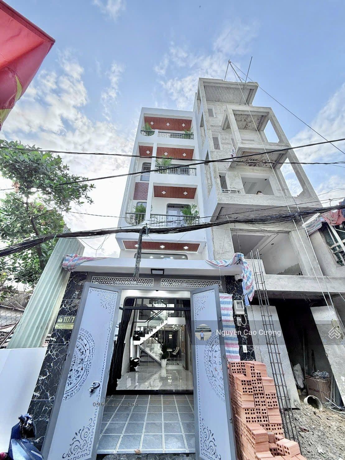Siêu phẩm nhà đẹp 4x22m 1 lửng 3 lầu 1/ ngắn 20m ra đường Nguyễn Thị Kiểu, gần tiểu học Lê Văn Thọ