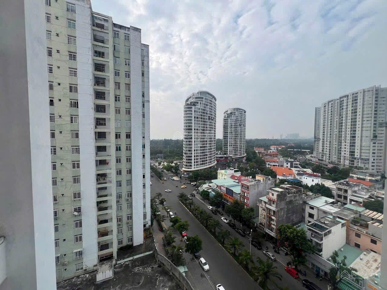 Bán căn góc Seaview 95m2, 2PN, 2WC giá 2,9 tỷ. Call 0989 116 *** mr Hà