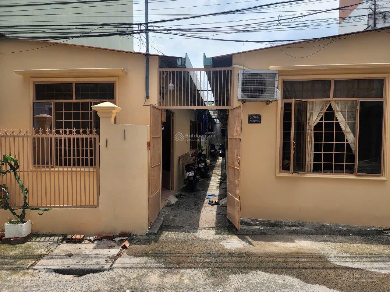 Chủ cần tiền bán gấp nhà hxt 7m luỹ bán bích 9x19 m giá chỉ 18 tỷ Tl! Chủ cần tiền bán gấp nhà hxt 7m luỹ bán bích 9x19 m giá chỉ 18 tỷ Tl!