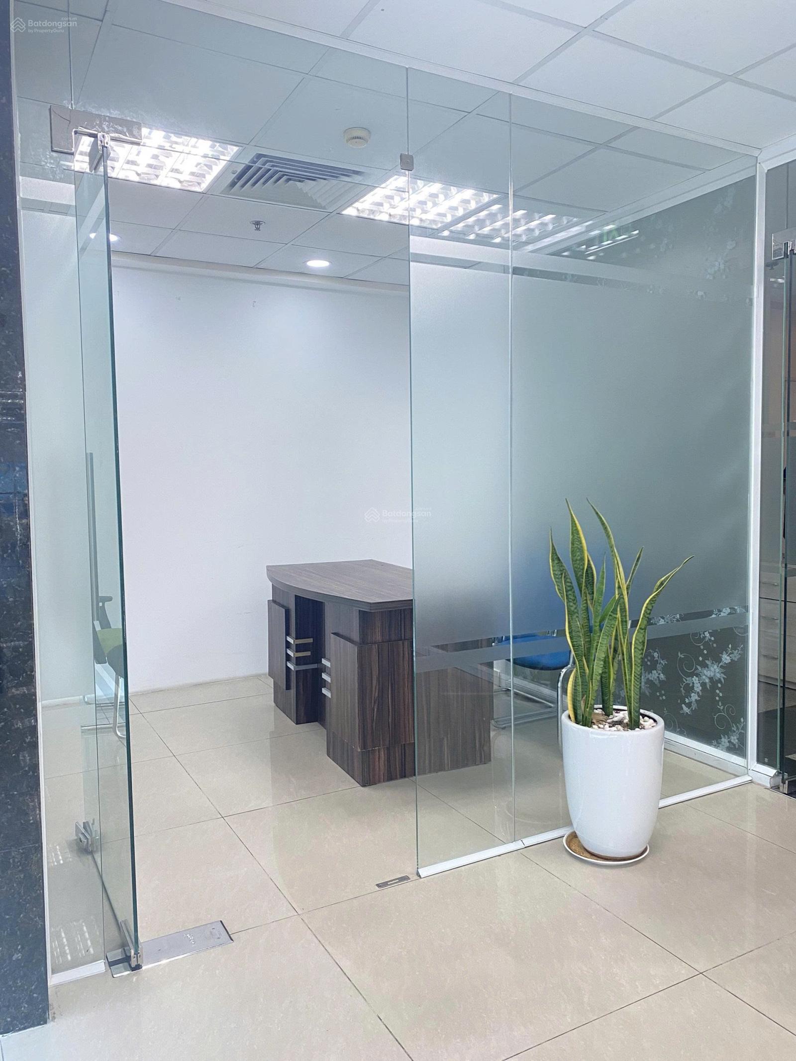 cho thuê văn phòng 80m2 đường mai thị lựu quận 1 LH: 0938 202 ***