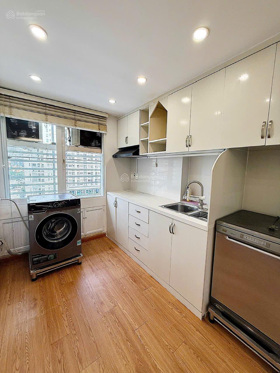 Cần bán gấp căn hộ chung cư số 1, Tôn Thất Thuyết, đường Tôn Thất Thuyết