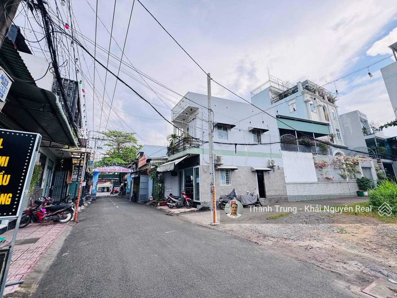 Bán lô đất mặt tiền KD đường lớn 20m, ngay gần cây xăng Nguyễn Duy Trinh, gần chợ, trường học Bán lô đất mặt tiền KD đường lớn 20m, ngay gần cây xăng Nguyễn Duy Trinh, gần chợ, trường học