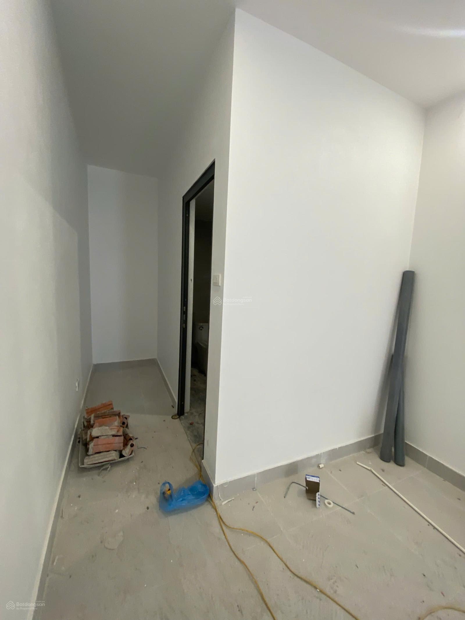 Cho thuê nhà ở Nguyễn Văn Giáp, Từ Liêm, Hà Nội. Dt 80m2x5t, mt 6m. nhà thông sàn, mới, giá 40 tr