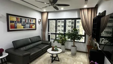 Nhà đẹp full nội thất và có lốt đỗ xe ô tô,gia đình cho thuê căn hộ 2PN-2WC diện tích 90m2 tòa A
