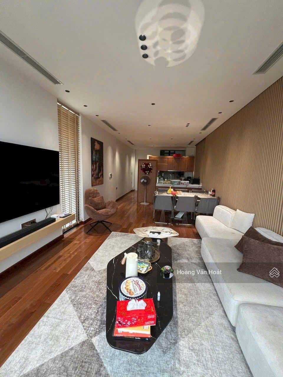 Bán nhà 7 tầng mặt hồ Nguyễn Văn Cừ, Long Biên view đẹp, full nội thất giá tốt! LH 0965 858 ***