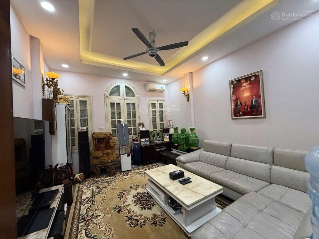 NHÀ PHỐ CẦU GIẤY -QUẬN CẦU GIẤY--LÔ GÓC -Ô TÔ -KINH DOANH -65 m2-MT 5M