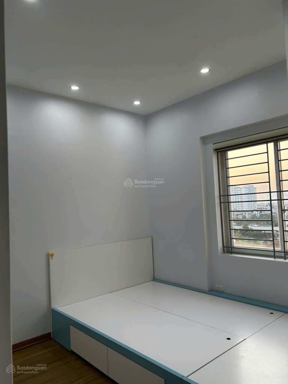 Bán chung cư đô thị Việt Hưng, Long Biên. Căn hộ đẹp, thoáng mát. Giá: 4.62 tỷ. Diện tích: 76m2