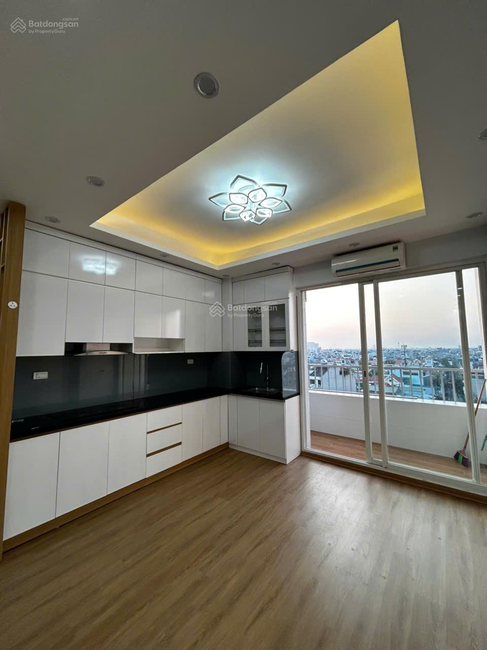 Bán chung cư đô thị Việt Hưng, Long Biên. Căn hộ đẹp, thoáng mát. Giá: 4.62 tỷ. Diện tích: 76m2 Bán chung cư đô thị Việt Hưng, Long Biên. Căn hộ đẹp, thoáng mát. Giá: 4.62 tỷ. Diện tích: 76m2