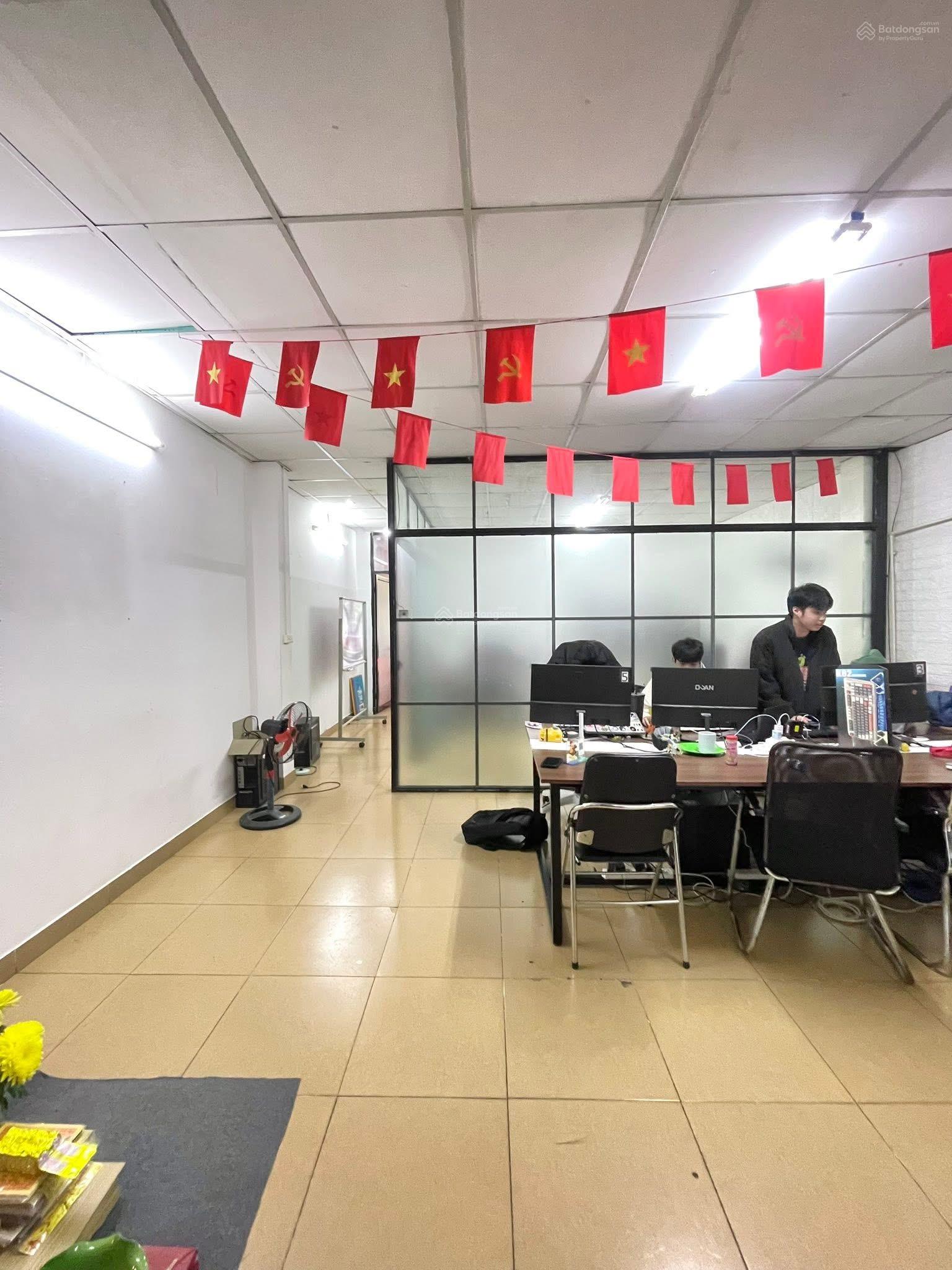 Ngộp Gấp- Bán nhà 2 Mặt Tiền Võ Thị Sáu Q3 - DT 4,5x18m - 5 Tầng - Cho Thuê 3000$ - Giá 28Tỷ