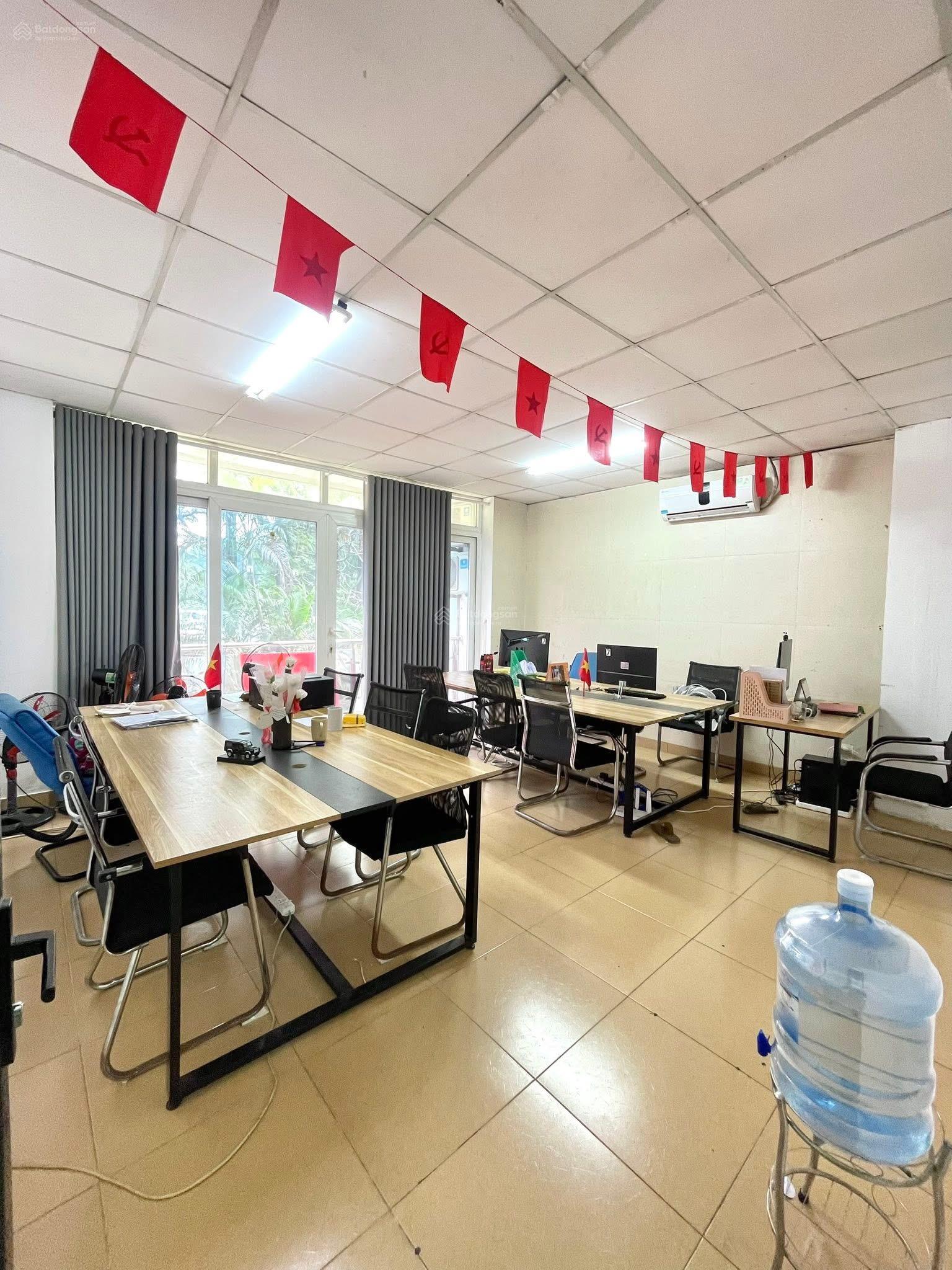 Ngộp Gấp- Bán nhà 2 Mặt Tiền Võ Thị Sáu Q3 - DT 4,5x18m - 5 Tầng - Cho Thuê 3000$ - Giá 28Tỷ