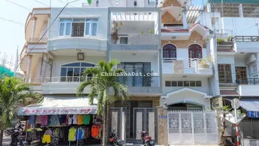 Bán nhà 3 tầng Trần Nguyên Hãn ngay chợ Xóm Mới Nha Trang. Nơi kinh doanh sầm uất. LH: 050505075