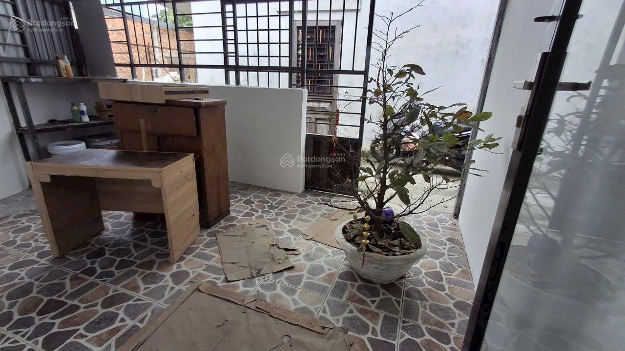 Bán gấp nhà cấp 4 .sát 9 tòa chung cư đang xây giá 4,2 tỷ, 100m2, đầy đủ tiện ích, Đà Nẵng