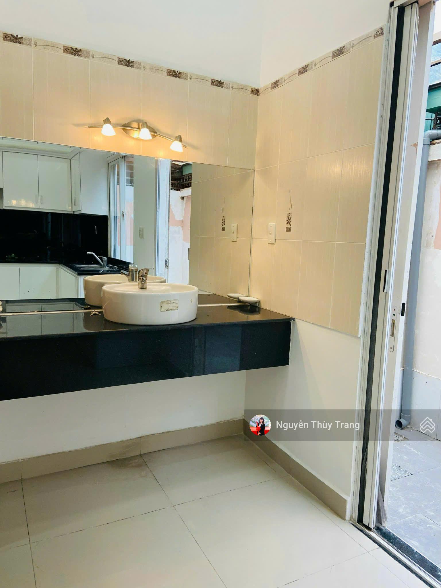 Cần bán gấp biệt thự 100m2 tại Oasis 1, Thuận An, Bình Dương - 1 căn giá rẻ duy nhất nhà đẹp y hình