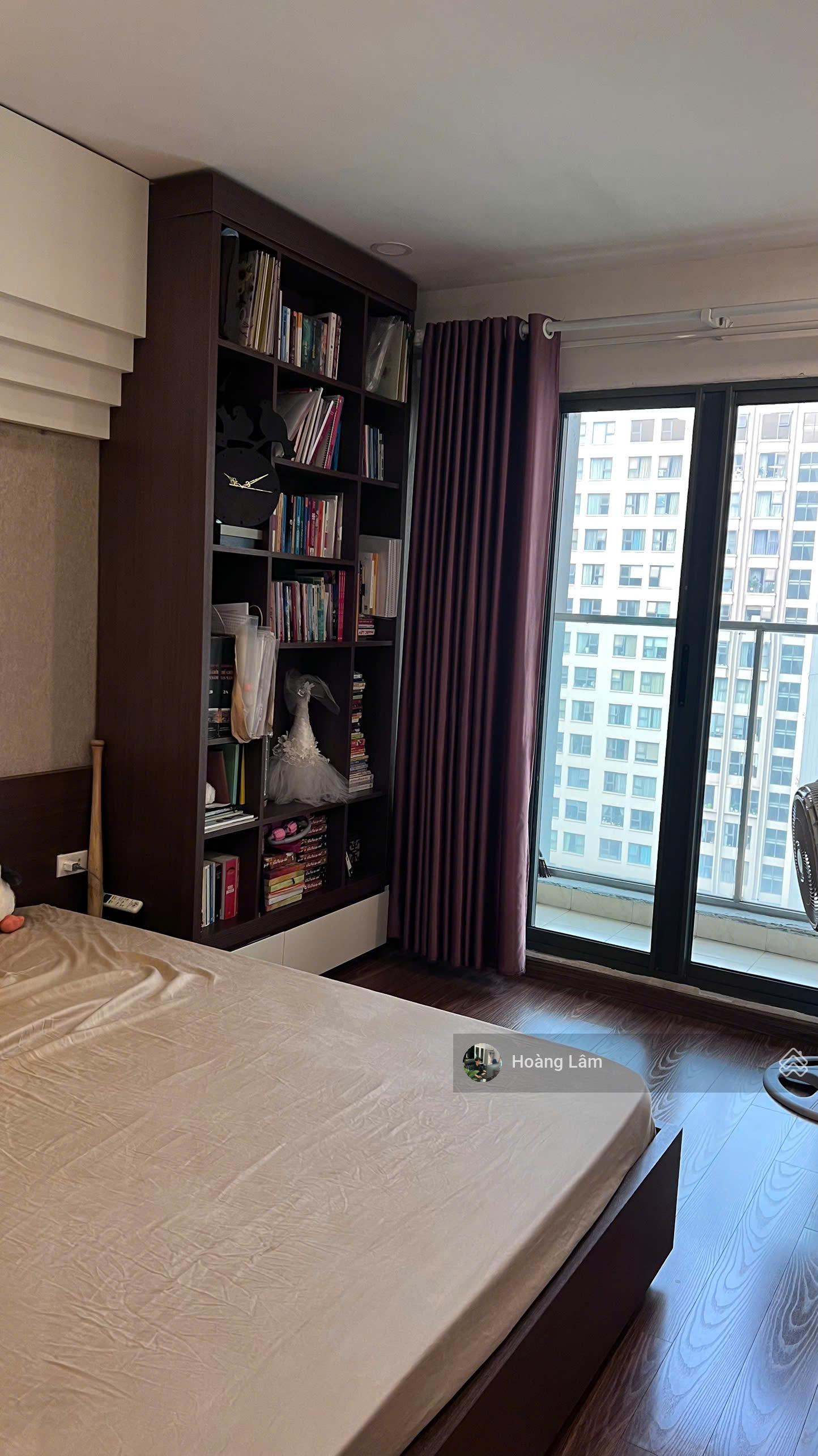 Gấp. Vợ chồng tôi cần tiền trả nợ bán gấp căn hộ 2PN Eco Green Nguyễn Xiển 5,1tỷ. LH: 0971 461 ***