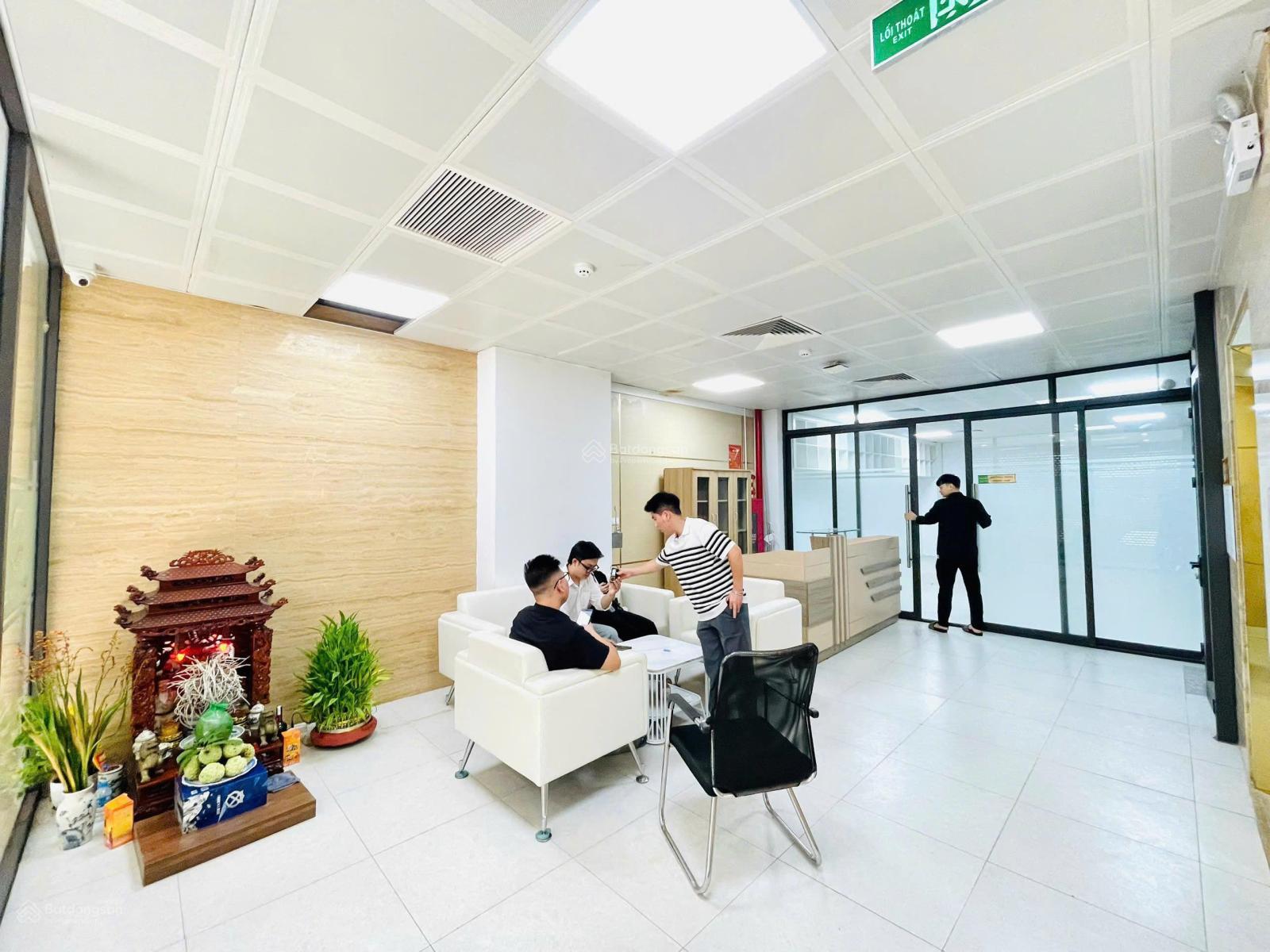 100m2 chỉ 16tr, Toà nhà Văn phòng Phố Cầu Giấy