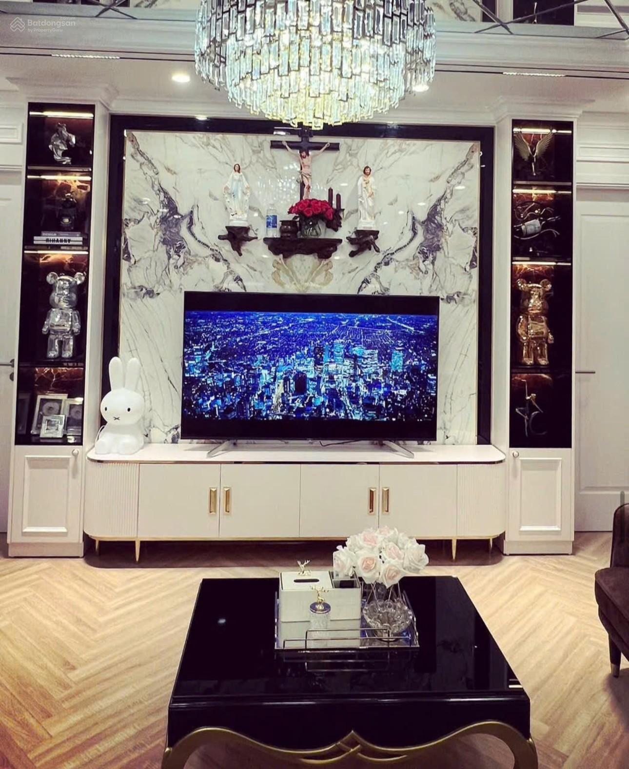 Chính chủ bán căn 3PN - Full NT xịn xò - View hồ - Giá tốt toà 198 Nguyễn Tuân. LH: 0961 846 *** Chính chủ bán căn 3PN - Full NT xịn xò - View hồ - Giá tốt toà 198 Nguyễn Tuân. LH: 0961 846 ***