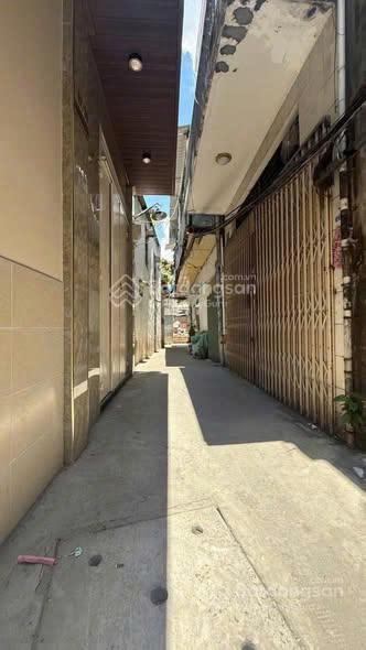 Hàng hiếm tại Dương Bá Trạc, 5,48 tỷ, 42 m2, 4PN, 3WC, Quận 8, HCM