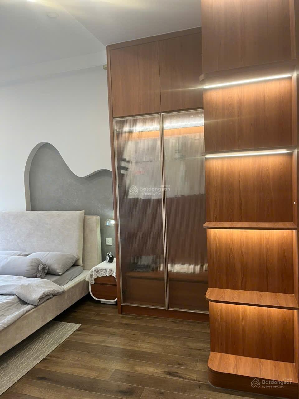 Cần bán căn hộ góc 2PN cụm Panorama, full nội thất xịn, đã có sổ hồng, nhận nhà đón tết ngay