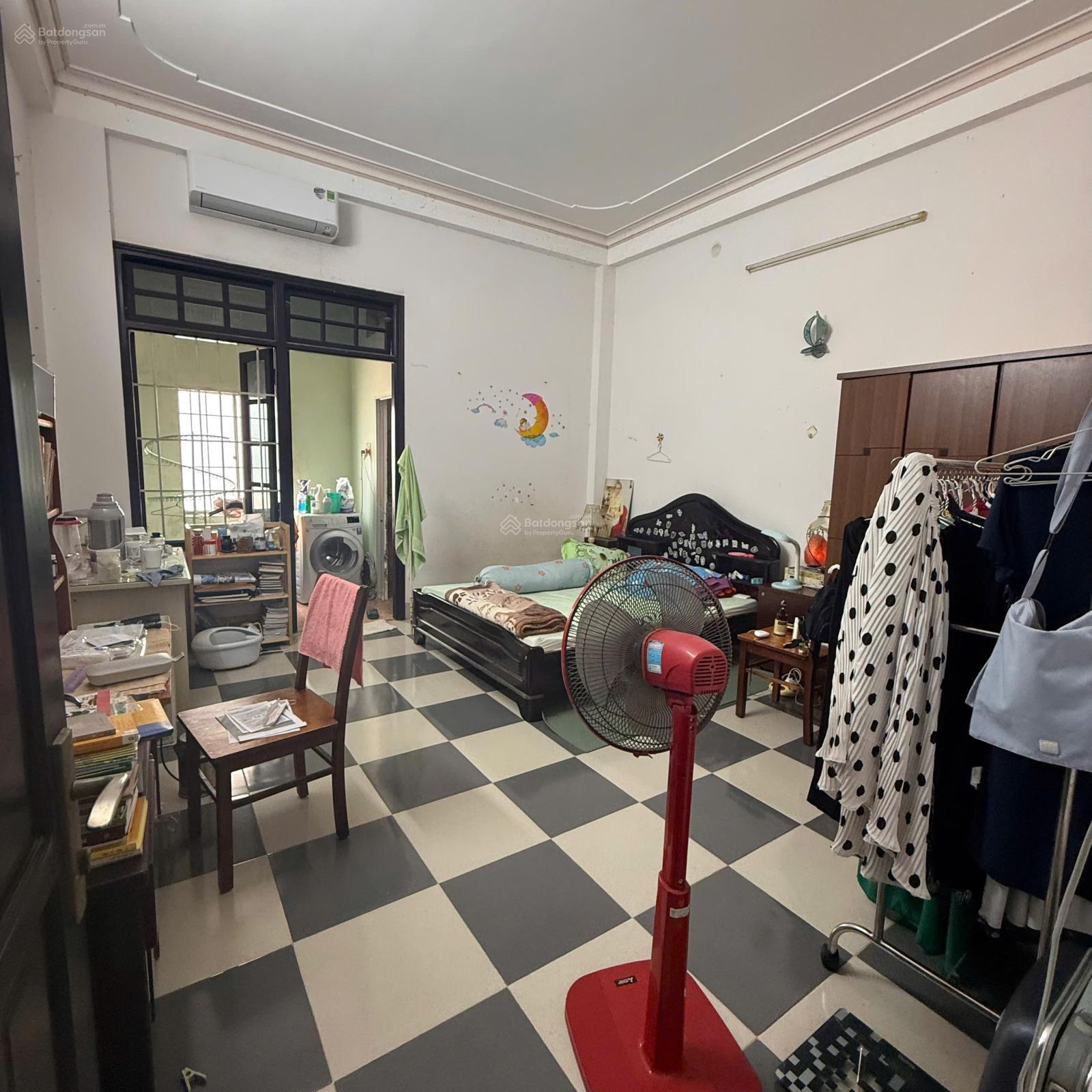 Bán nhà 3 tầng mặt tiền Đoàn Trần Nghiệp diện tích 126,5m2 ngang 4,8m cách biển hòn chồng 400m