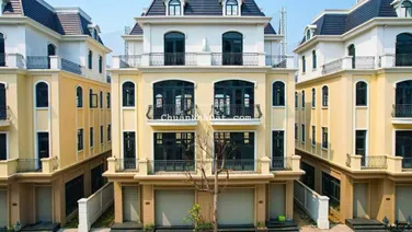 CẮT LỖ 4TỈ BIỆT THỰ SONG LẬP SAO BIỂN 170M2 ĐƯỜNG 20M2 SÁT9 TÒA CHUNG CƯ GIÁ 28 TỈ RẺ NHẤT VHOP2