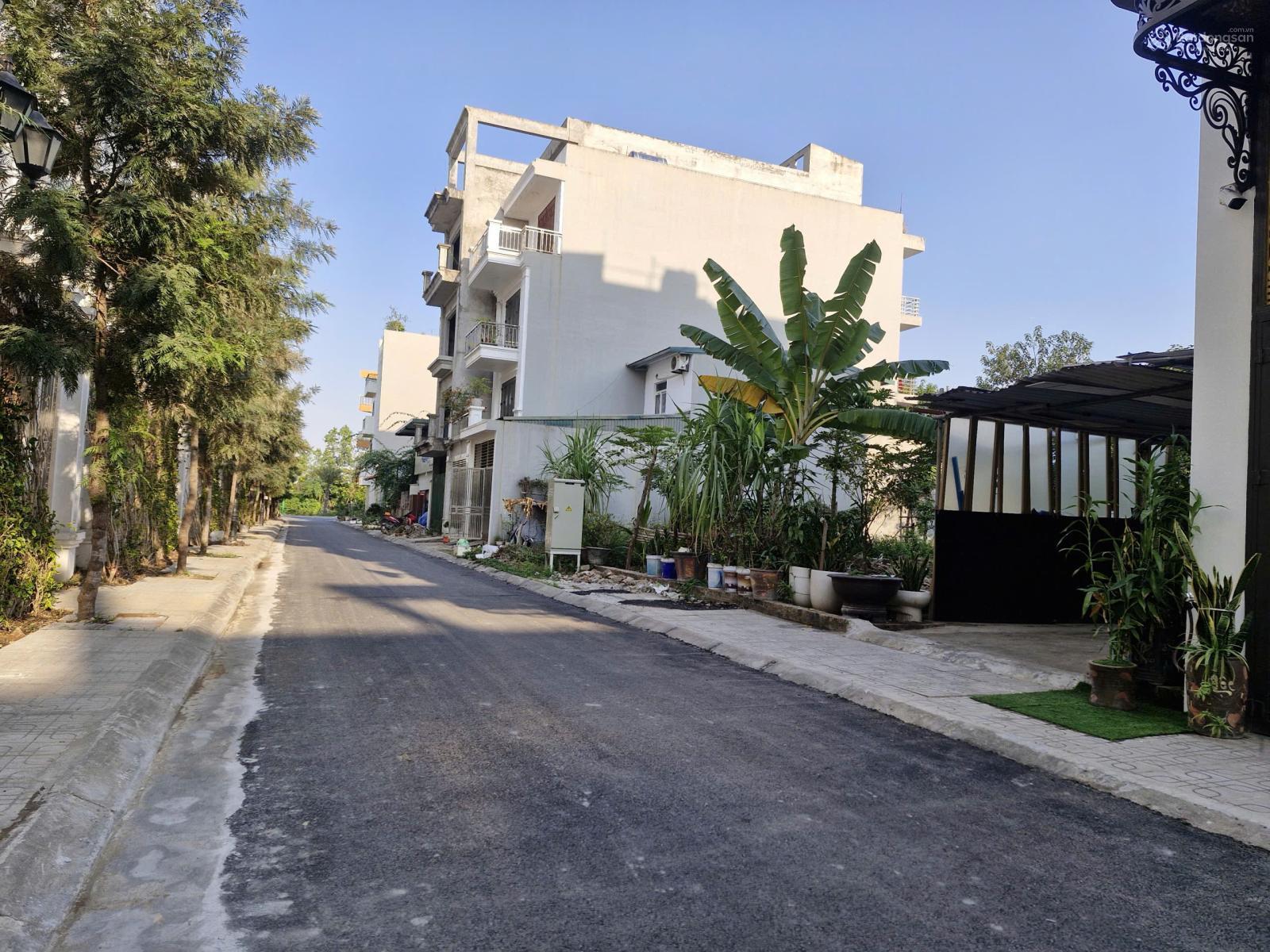 Bán đất TĐC Tư Đình Him Lam, Long Biên, 86m2, giá 22.4 tỷ, phân lô ô tô tránh vỉa hè 2 thoáng