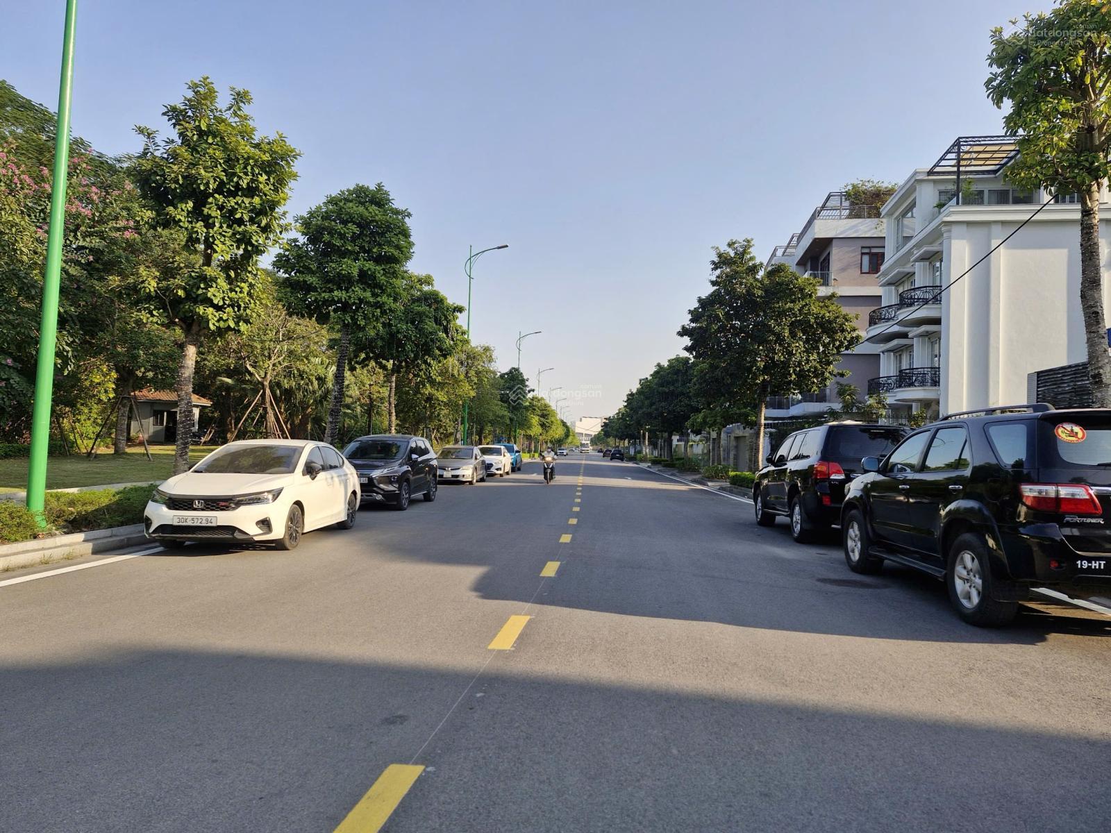 Bán đất TĐC Tư Đình Him Lam, Long Biên, 86m2, giá 22.4 tỷ, phân lô ô tô tránh vỉa hè 2 thoáng