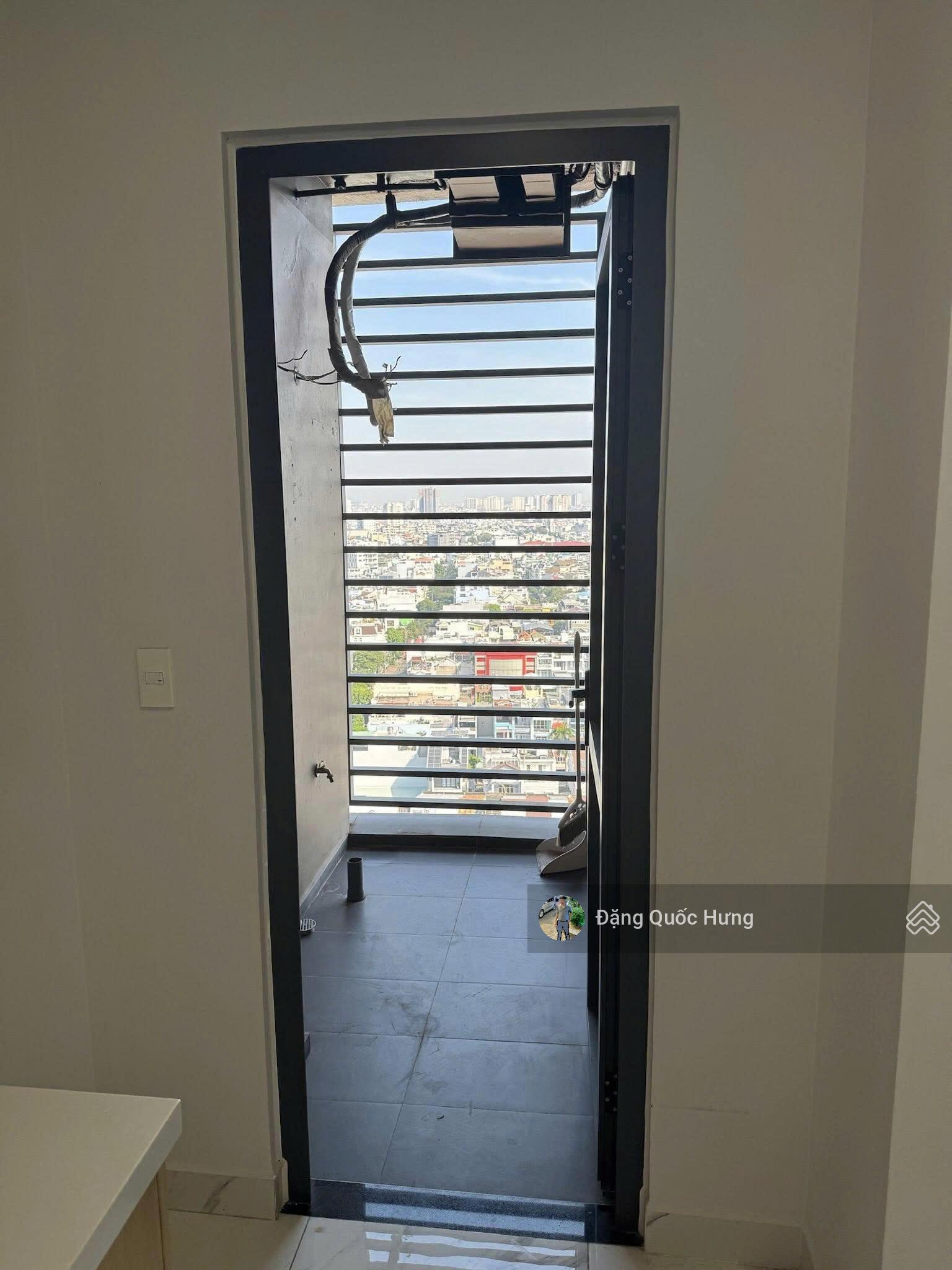 Bán chung cư Quận 6, có sổ hồng, chung cư Summer Square, DT: 2PN, 2WC giá 3.25 tỷ