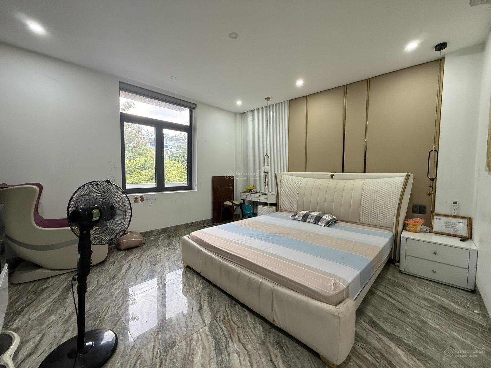 BÁN CĂN GÓC 4 TẦNG KDT HÀ QUANH 2 FULL NỘI THẤT ĐẸP CÓ THANG MÁY