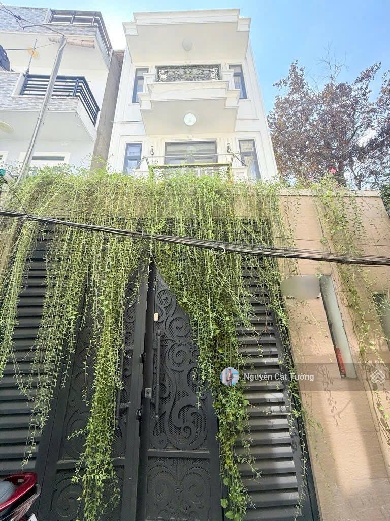 Gấp Bán 4 Tầng _Bùi Đình Tuý _Dòng Tiền 50tr/Tháng _Nhỉnh 100tr/m2 _HXH 5m _Nhà Mới Ở Ngay.