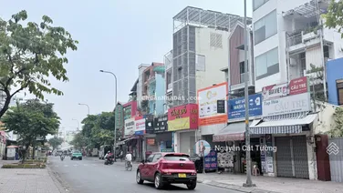 Gấp Bán 4 Tầng _Bùi Đình Tuý _Dòng Tiền 50tr/Tháng _Nhỉnh 100tr/m2 _HXH 5m _Nhà Mới Ở Ngay.