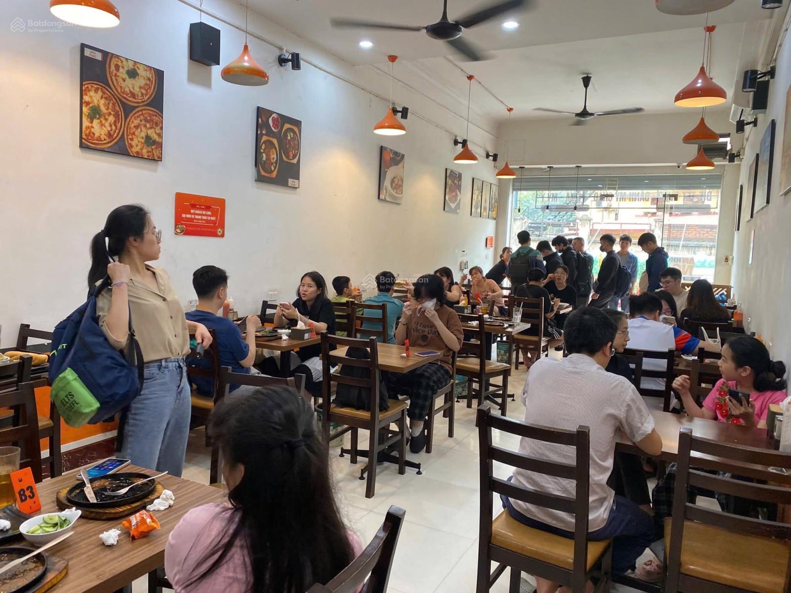 Cho thuê MBKD phố Nguyễn Chí Thanh - Đ Đa, dt 90m2 x4 tầng, mt 8m, 70 tr, mọi mô hình kd, thông sàn Cho thuê MBKD phố Nguyễn Chí Thanh - Đ Đa, dt 90m2 x4 tầng, mt 8m, 70 tr, mọi mô hình kd, thông sàn