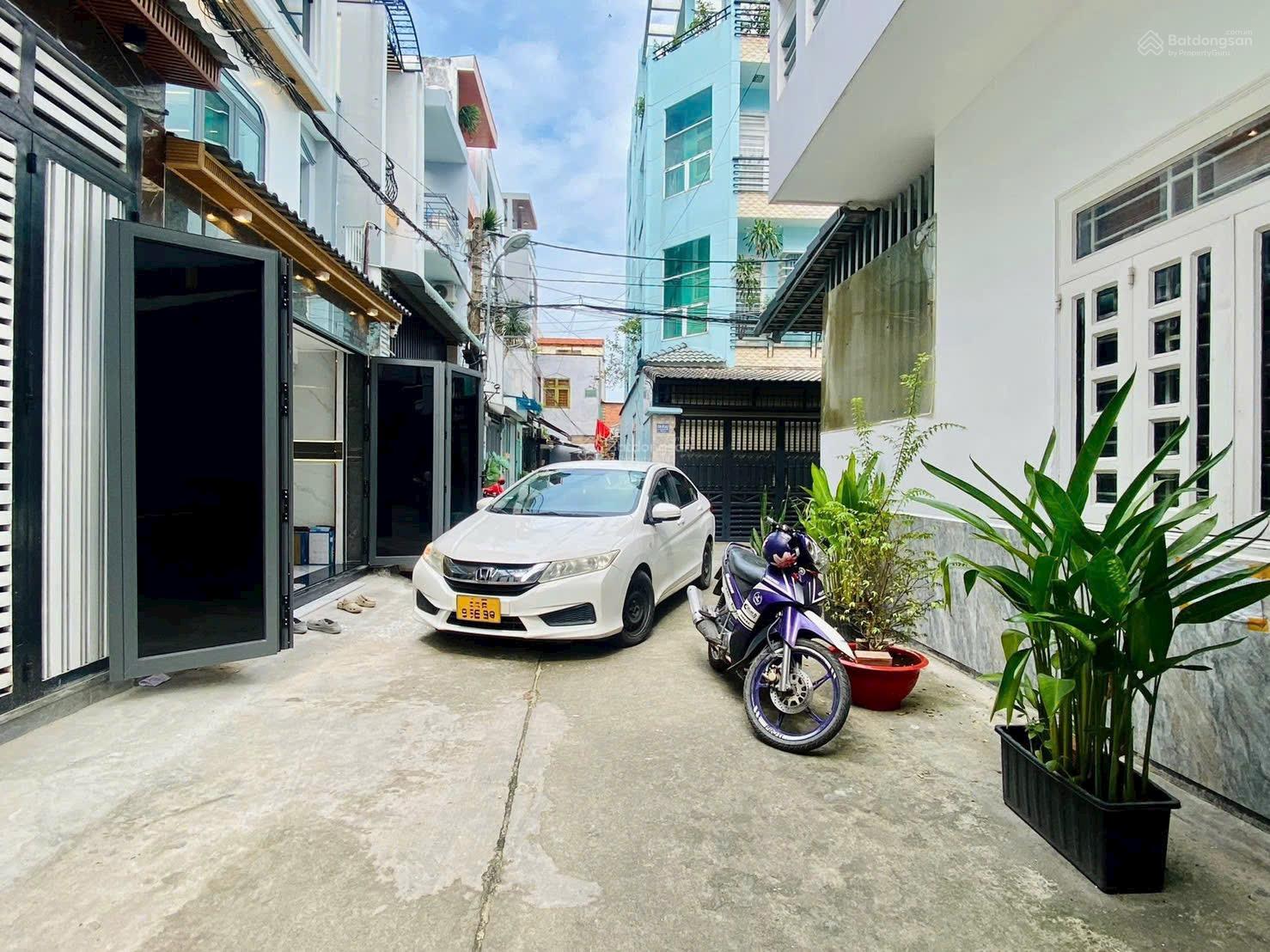 Bán nhà hẻm xe hơi 248/ Nguyễn Văn Khối - trệt lửng 3 lầu 4 phòng ngủ full nội thất 9,8 tỷ TL