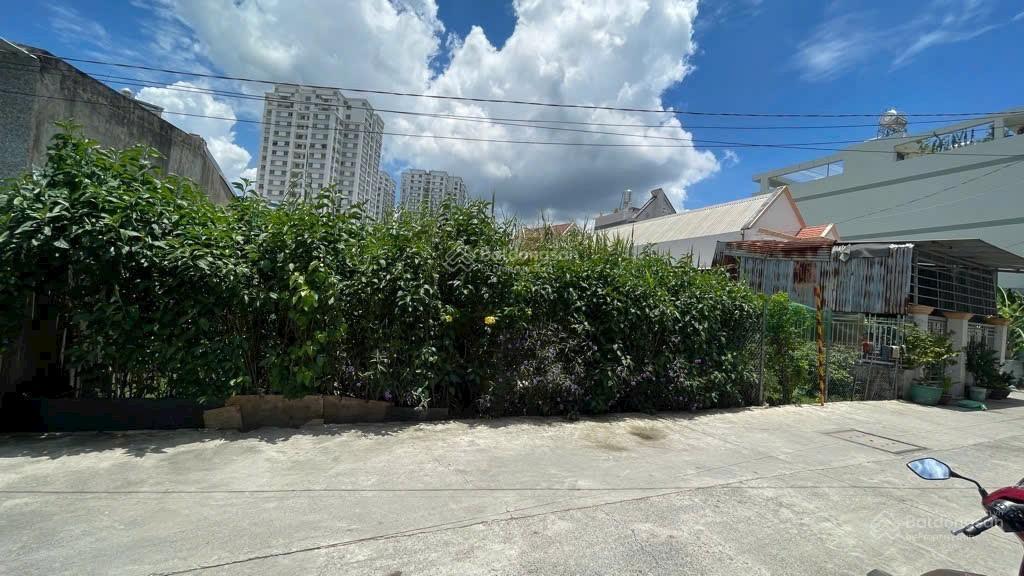 Đất khu dân cư hiện hữu 35m ra mặt tiền đường Huỳnh Tấn Phát xe hơi quay đầu Nhà Bè ngang khủng5.6m Đất khu dân cư hiện hữu 35m ra mặt tiền đường Huỳnh Tấn Phát xe hơi quay đầu Nhà Bè ngang khủng5.6m