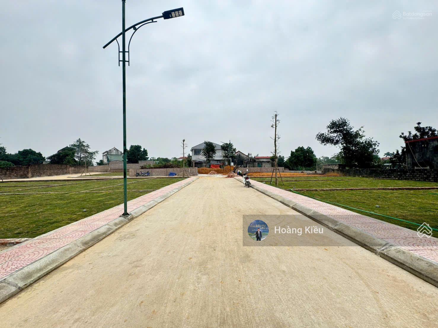 Bán gấp lô đất (giá 17,5tr/m2) diện tích 100m2 rẻ hơn thị trường 300tr. Đất P.Tùng Thiện, Hà Nội