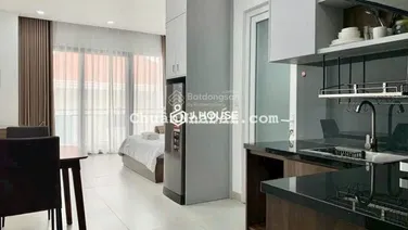 Cho thuê căn hộ studio ban công full nội thất cao cấp ở Thảo Điền gần Quốc Hương Cầu Sài Gòn ít phí