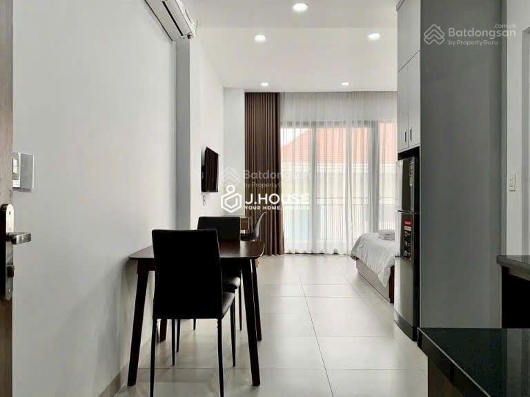 Cho thuê căn hộ studio ban công full nội thất cao cấp ở Thảo Điền gần Quốc Hương Cầu Sài Gòn ít phí