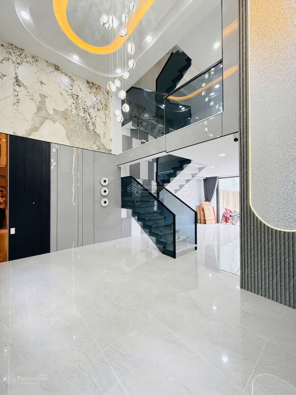 Chỉ 1,5 tỷ! Nhận nhà thật - đón tết sang - sổ hồng riêng - 4 tầng lầu - oto trong nhà - TP Thủ Đức Chỉ 1,5 tỷ! Nhận nhà thật - đón tết sang - sổ hồng riêng - 4 tầng lầu - oto trong nhà - TP Thủ Đức