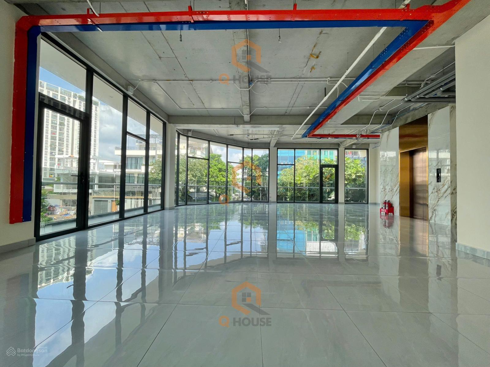 Tòa nhà văn phòng "căn góc" 1000m2 An Khánh - An Phú hầm 5 tầng suốt, thang máy, 200 triệu/tháng