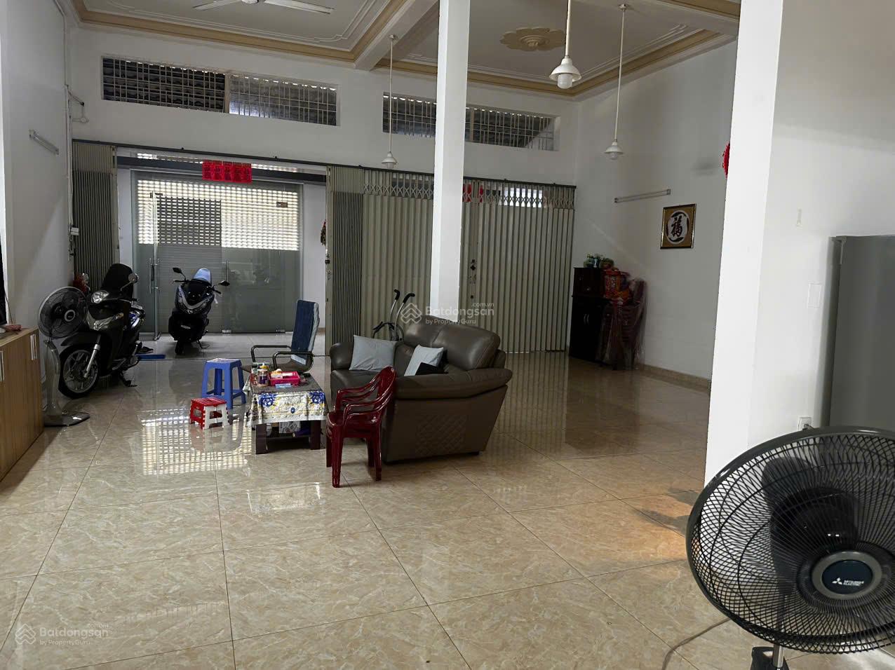 CHO THUÊ Mặt Tiền QUÁCH ĐÌNH BẢO - Tân Phú ( 8x20m, 3.5 Tấm ) Sàn suốt tiện sử dụng - Giá 40Tr/th