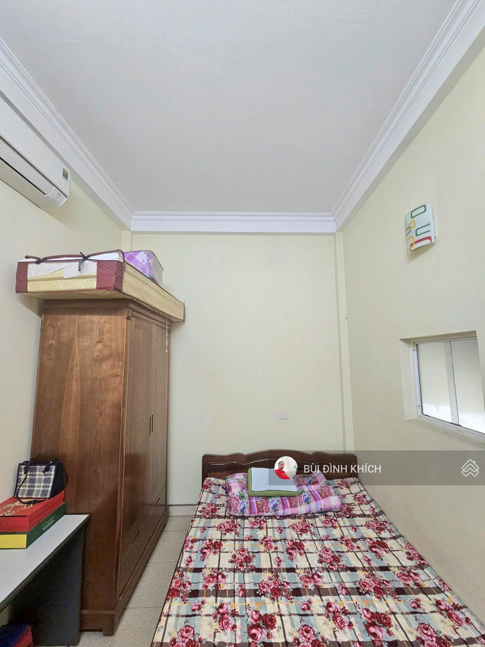 Bán nhà 192 Lê Trọng Tấn - Dân xây kiên cố 35m2 - 4 tầng - 4 p ngủ - chỉ 7.35 tỷ