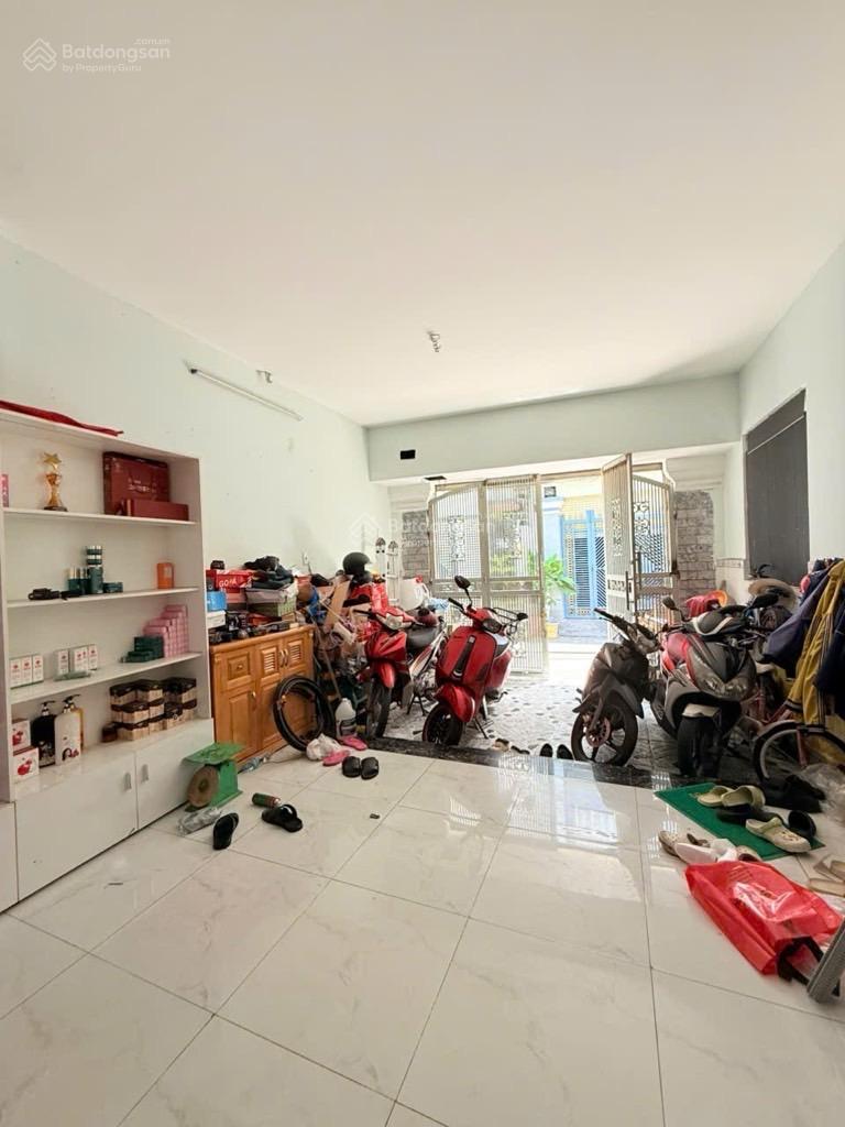 Ô tô 7 chỗ ngủ trong nhà, 87m2 - 3 tầng sân thượng - Nguyễn Văn Khối - CV Làng Hoa - 7tỷ chút