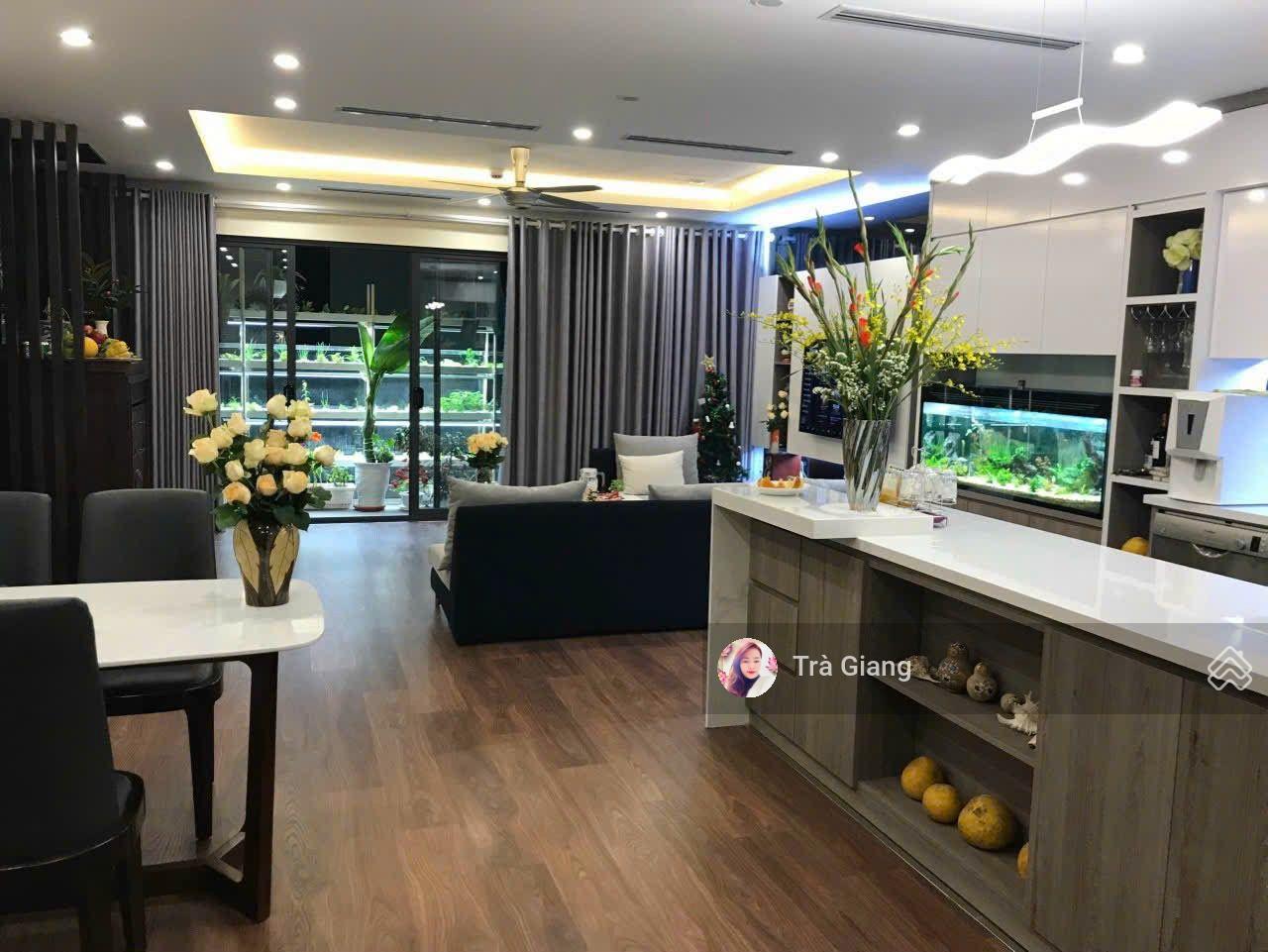 Chính chủ bán gấp căn hộ chung cư Imperia Garden 2N 2VS 80m2 full NT đẹp giá 8,5tỷ, LH: 0846 463 ***