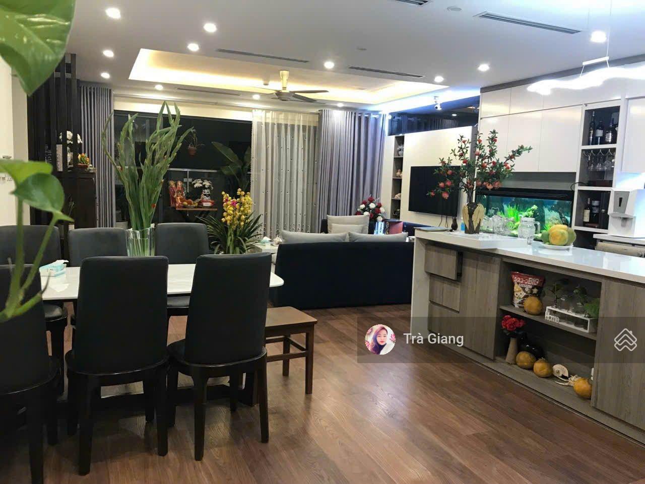 Chính chủ bán gấp căn hộ chung cư Imperia Garden 2N 2VS 80m2 full NT đẹp giá 8,5tỷ, LH: 0846 463 ***