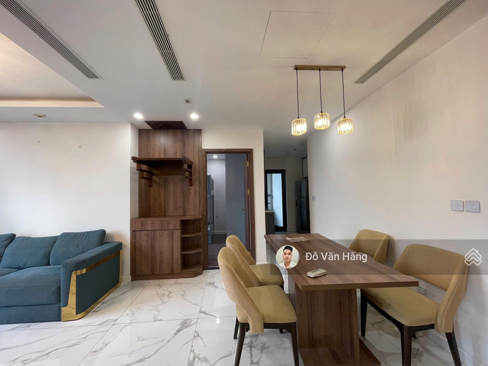 Bán căn 2 ngủ full đồ Sunshine City tầng trung giá 8,5 tỷ - sổ đỏ sang tên